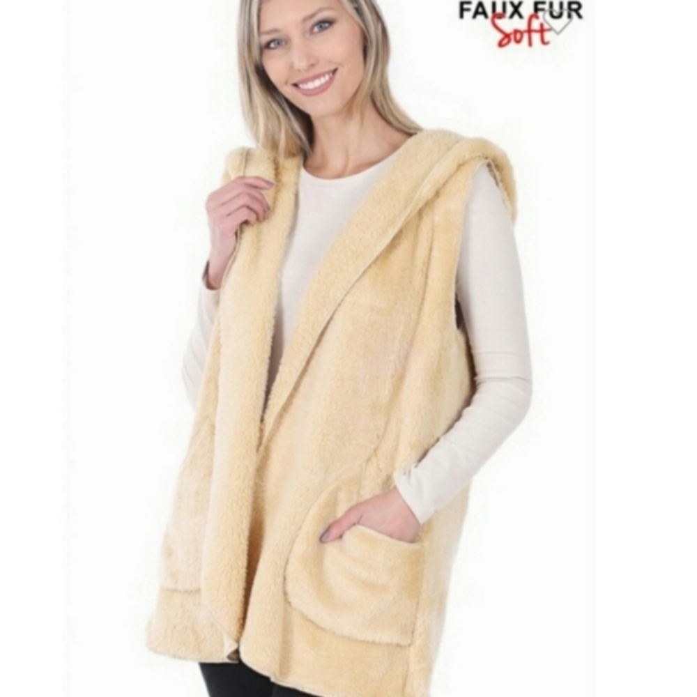 Zenana Outfitters Sherpa Faux Fur Hooded Open Vest w Pockets